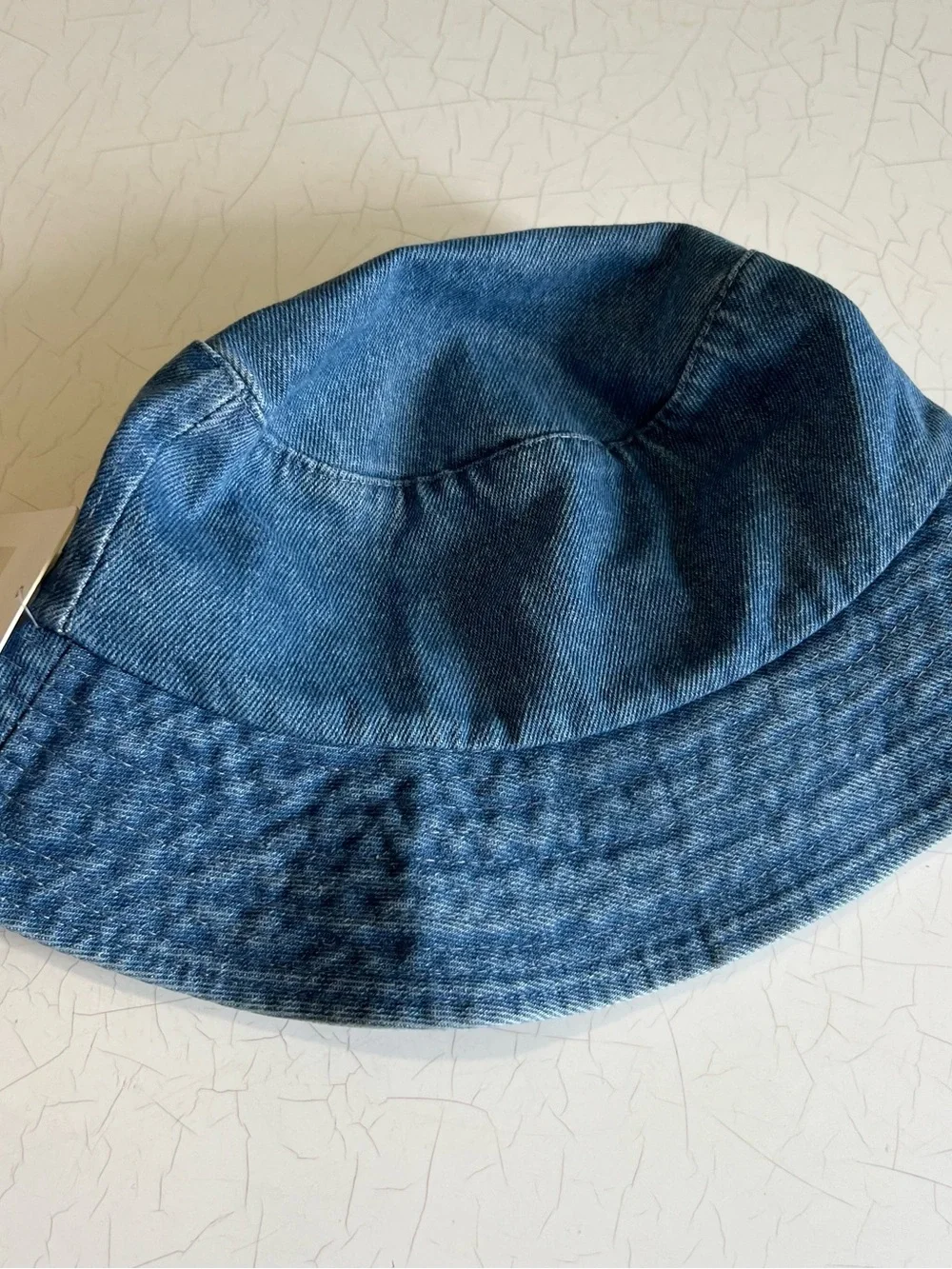 Alo Denim Bucket Hat - dark Blue with White Logo embroidered cotton